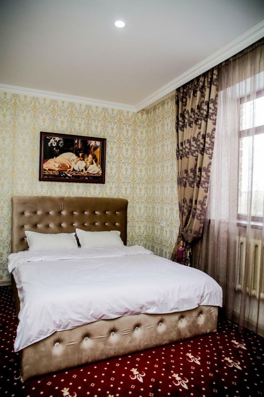 Береке Hotel Kyzylorda Luaran gambar