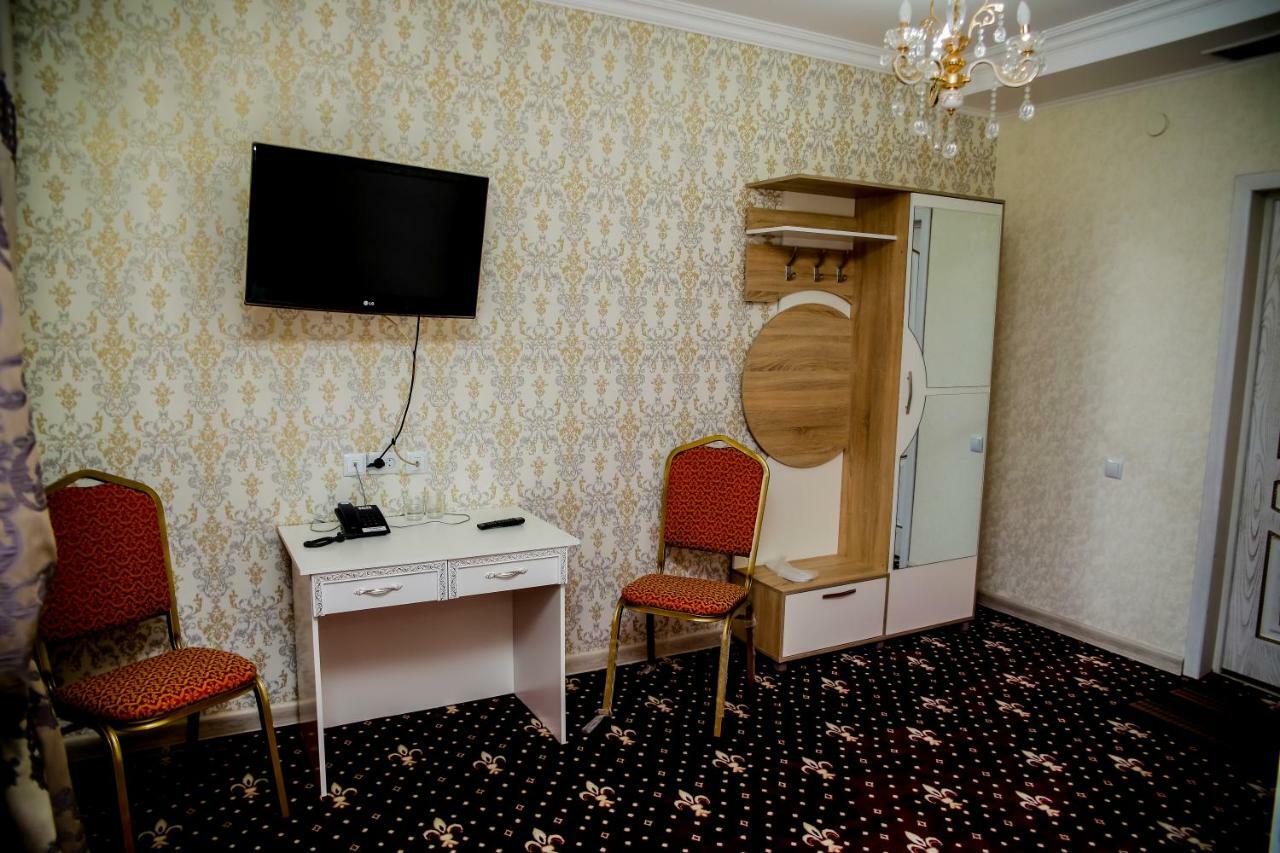 Береке Hotel Kyzylorda Luaran gambar