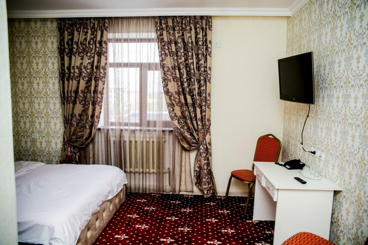 Береке Hotel Kyzylorda Luaran gambar