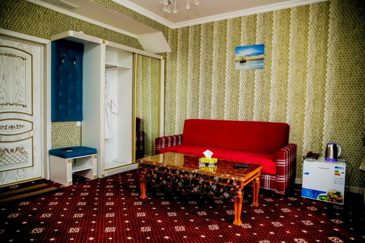 Береке Hotel Kyzylorda Luaran gambar